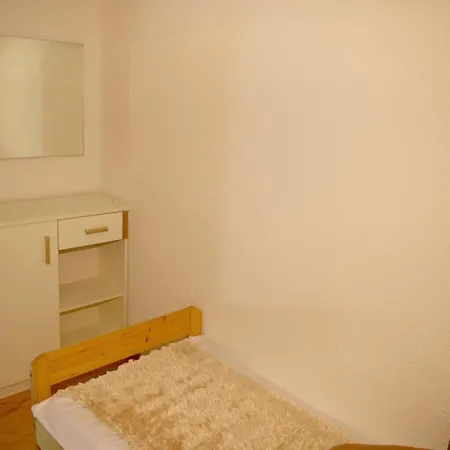 West Apartman