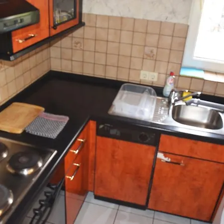 West Apartman